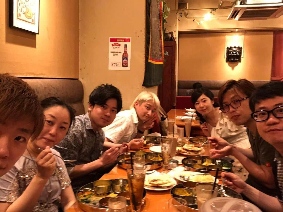 NAOTOさんのインスタグラム写真 - (NAOTOInstagram)「NACSYMPHONY全公演、無事完走しました。 初めての試みに不安の中、たくさんご来場頂き本当にありがとうございました。 これを良いスタートにして、続けていければいいな。 これからも、みんなの後押しよろしくお願いします。😊 写真は忙しい中来てくれた、清塚くん、DEPAPEPE三浦くん、WEAVER杉本さん、Rihwaちゃん、小此木まりちゃん、ありがとうございました❗️ そして、最終日のカレー部活動は、渋谷カンティプールでした。 #NACSYMPHONY」6月6日 12時34分 - naoto_poper