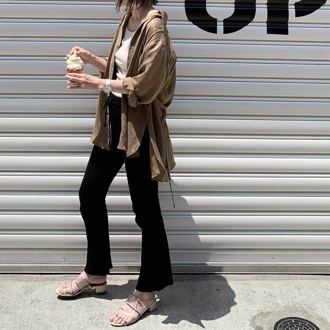 Mie Kawanoさんのインスタグラム写真 - (Mie KawanoInstagram)「🍦🍦🍦 ________________________________________ #allumer #maisonspecial #GU #coordinate #code #mamacode #コーデ #コーディネート #instagood #instafashion #ママコーデ #ソフトクリーム #🍦#大分OPA」6月6日 13時09分 - cota_ra