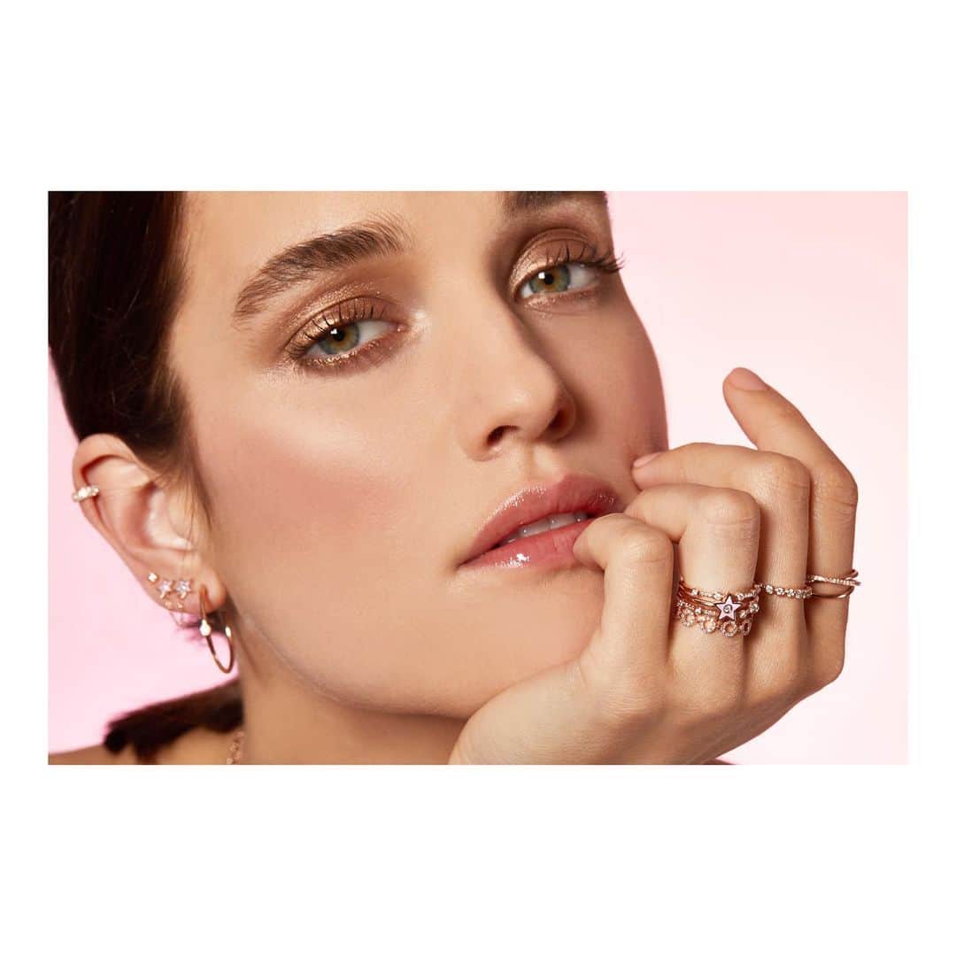 ケイト・ハリソンのインスタグラム：「New @efcollection」