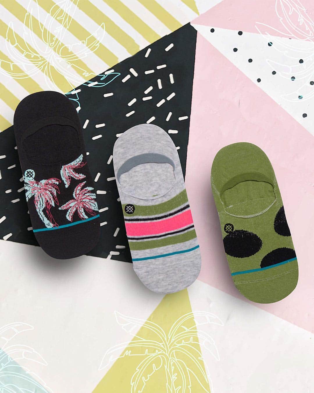 Stanceさんのインスタグラム写真 - (StanceInstagram)「Summer vacation is no time for slippin'☀️ This Summer, our Kids collection introduces a trio of #SuperInvisibles for the smallest feet in the house. Each pair has silicone grips in the heel to prevent slipping, so the Summer shenanigans never have to stop. ⚽️ 🔫 🥅 🏀 #StanceKids」6月7日 1時14分 - stanceofficial