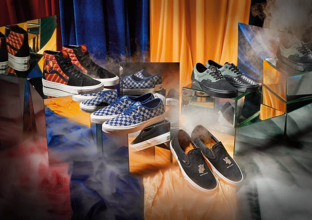 ABC-MART Grand Stageさんのインスタグラム写真 - (ABC-MART Grand StageInstagram)「6/7(Fri)Release VANS×HARRY POTTER COLLECTION  VN0A2Z5IV4U AUTHENTIC (H.P)RAVENCLAW ￥8,000  VN0A4BV3V90 CLASSIC SLIP-ON (H.P)HUFFLEPUFF ￥8,000  VN0A4BV4VXQ ERA	(H.P)SLYTHERIN ￥12,000  VN0A4BV6XK8 SK8-HI (H.P)GRYFFINDOR ￥13,000  販売店舗 Grand Stage 札幌エスタ Grand Stage 仙台 Grand Stage ららぽーとTOKYO-BAY Grand Stage 池袋 Grand Stage GINZA Grand Stage 渋谷 Grand Stage HARAJUKU Grand Stage ラゾーナ川崎 Grand Stage ららぽーと横浜 Grand Stage NAGOYA PARCO Grand Stage 京都 Grand Stage 大阪 Grand Stage 梅田 ＊お一人様1モデル1点までとさせて頂きます。 ＊お電話や店頭でのお取り置きなどは承れませんので予めご了承ください。 #abcmart#abcマート#ABCGS#vans#vansjapan#ヴァンズ#harrypotter#ハリーポッター」6月7日 0時02分 - abcmart_grandstage