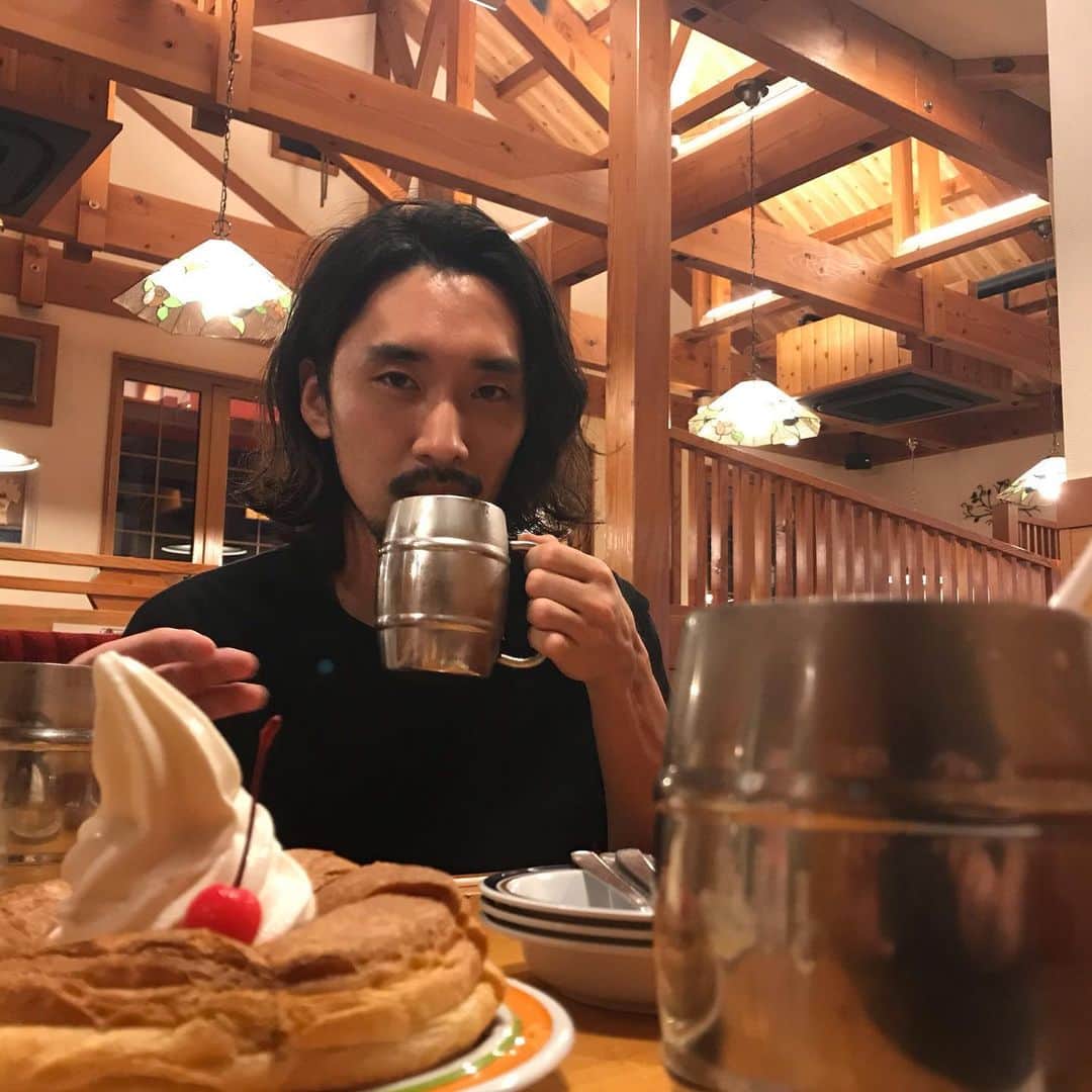 岡崎体育のグルメインスタ