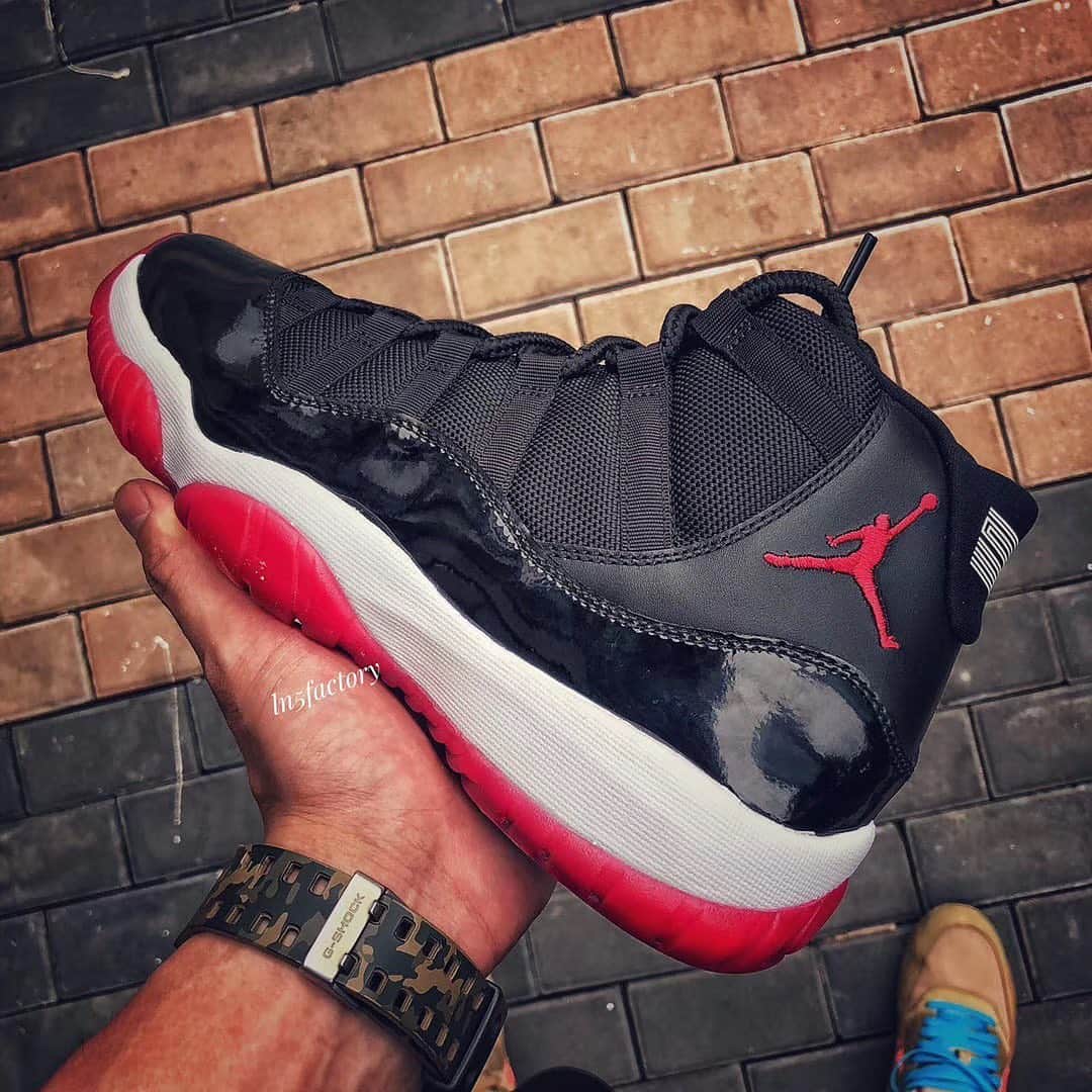 Sneaker News x Jordans Dailyさんのインスタグラム写真 - (Sneaker News x Jordans DailyInstagram)「Detailed look at the 2019 Air Jordan 11 “Bred” 😤 Who’s planning on copping? Tap the link in the bio for more details #jordansdaily」6月7日 0時05分 - jordansdaily