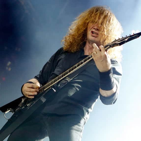 Megadethさんのインスタグラム写真 - (MegadethInstagram)「Dave Mustaine reveals the guitar tracks that shaped his life on musicradar.com (link in bio) Photo: Chiaki Nozu/Getty」6月7日 0時43分 - megadeth