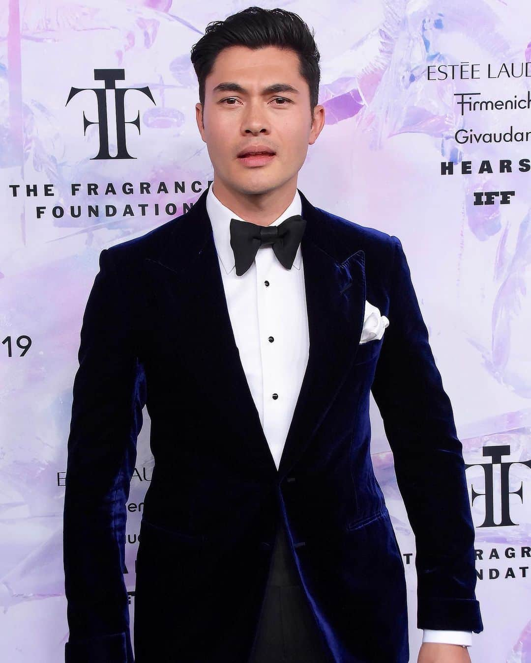 Just Jaredさんのインスタグラム写真 - (Just JaredInstagram)「@henrygolding in @tomford with wife Liv Lo at the Fragrance Foundation Awards 2019! See more on JustJared.com now #HenryGolding Photos: @gettyimages」6月7日 0時53分 - justjared