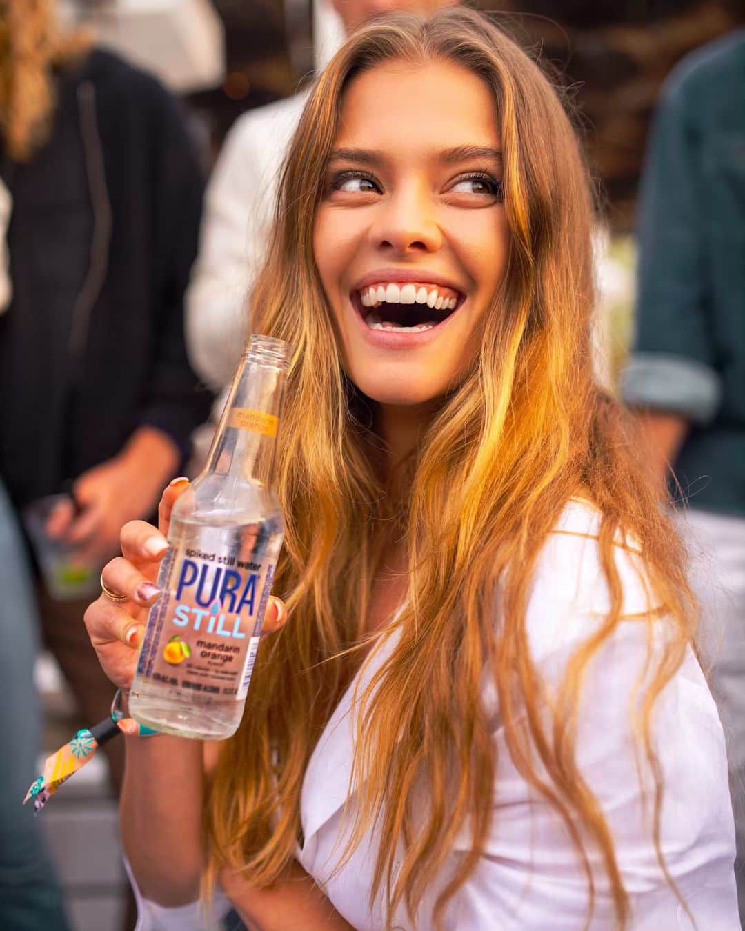 ニーナ・アグダルのインスタグラム：「Throwback Thursday to last weekend having the best time @purastill 😃 So ready for this weekend, hello summer Fridays! #21+」