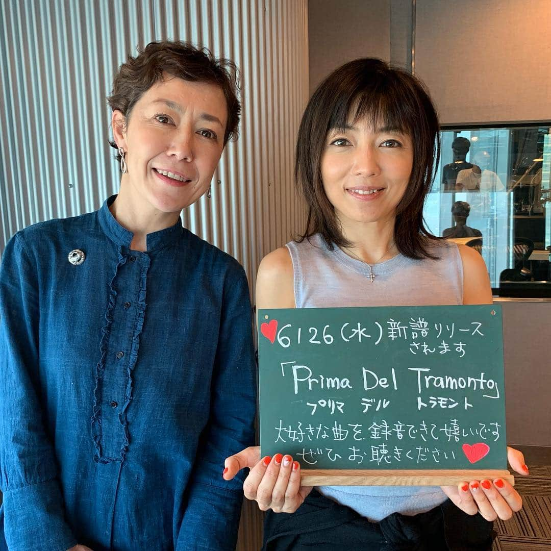 山中千尋さんのインスタグラム写真 - (山中千尋Instagram)「大好きなクリス智子さん❤️の番組J-WAVE「GOOD NEIGHBORS」に出演させていただきました😊とても楽しかったです💕クリスさん、スタッフの皆様、ありがとうございました❣️」6月6日 16時12分 - chihiroyam