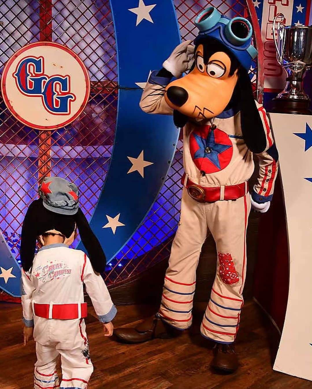 tiahy__さんのインスタグラム写真 - (tiahy__Instagram)「Meet Daring Disney Pals as Circus Stars! . . Goofy! . . . Taia kind of look like Goofy! .  #goofy_taia#taiacostume#goofy#magickingdom#WDW」6月6日 16時14分 - tiahy__disney