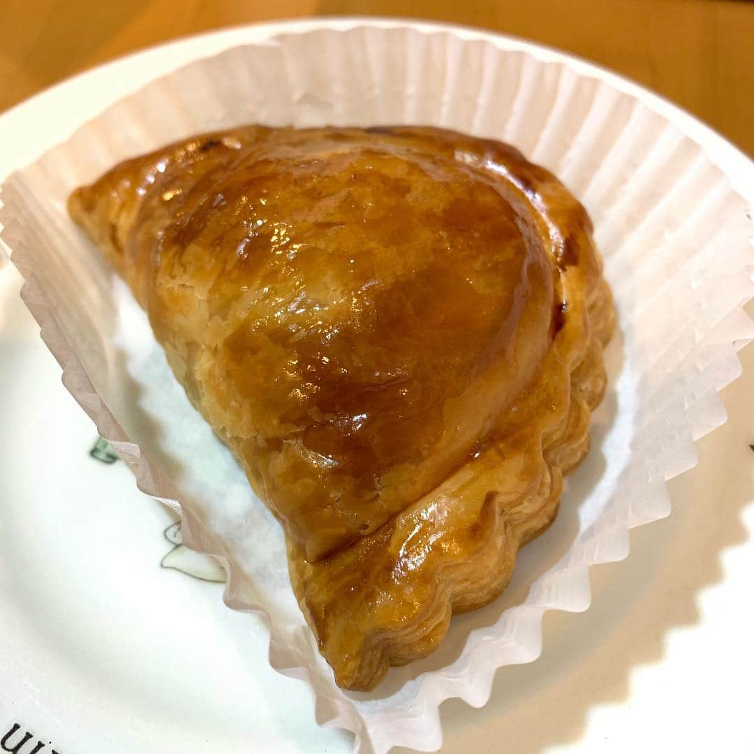 野間美由紀のインスタグラム：「アップルパイ食べました！ 美味しかった！」