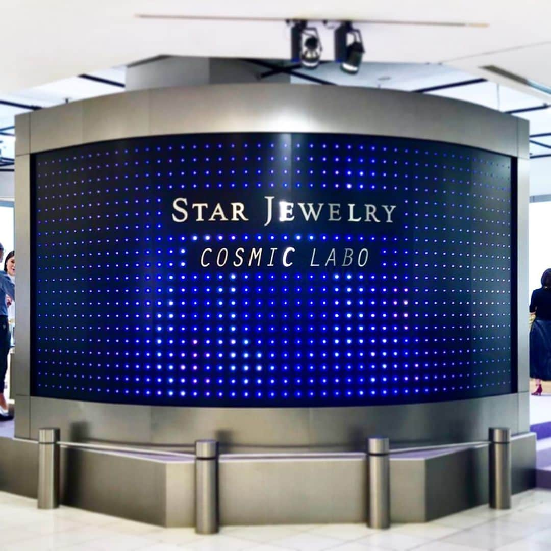 starjewelry_pressさんのインスタグラム写真 - (starjewelry_pressInstagram)「【STAR JEWELRY COSMIC LABO】 6/11(火)まで、伊勢丹新宿店本館1階 ザ・ステージにて、期間限定のポップアップストアがオープン！ ・ 透き通るアクリルが涼やかな"CLEAR COSMIC"から、イベント限定でピアスが発売中のほか、多彩なカスタマイズジュエリーを揃えて皆さまのご来店をお待ちしております。 ・ ・ #starjewelry #スタージュエリー #starjewelry_cosmiclabo #新宿伊勢丹 #期間限定ショップ  #customize #jewelry」6月6日 17時57分 - starjewelry_press