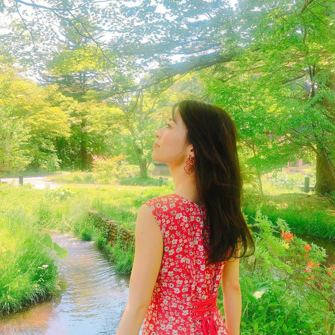 泉里香さんのインスタグラム写真 - (泉里香Instagram)「避暑地にきました🌿」6月6日 18時10分 - rika_izumi_
