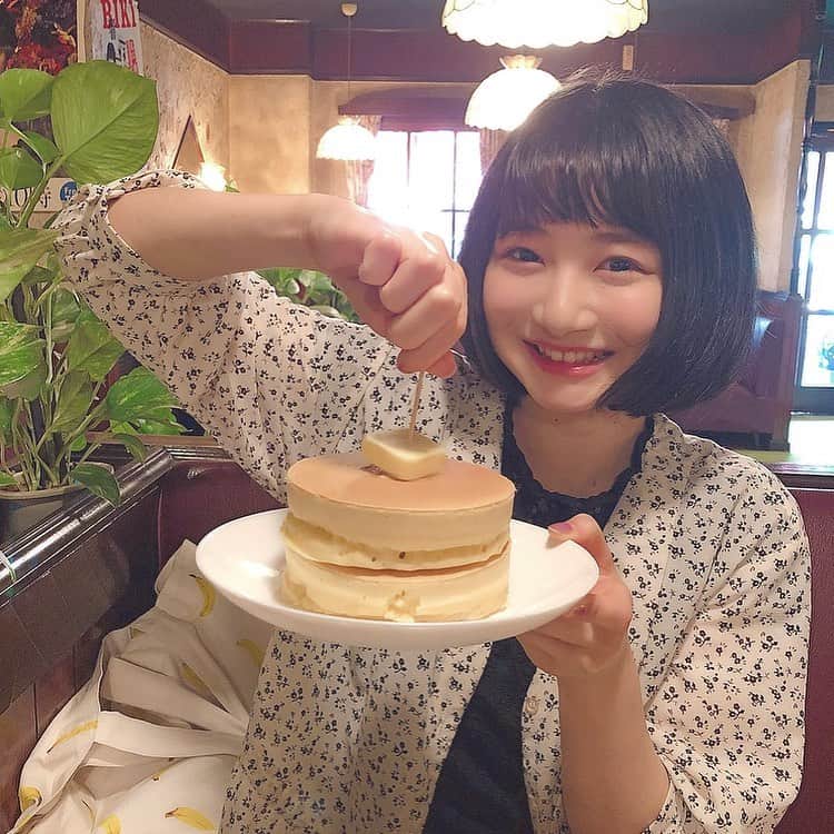 小室ゆらのグルメインスタ