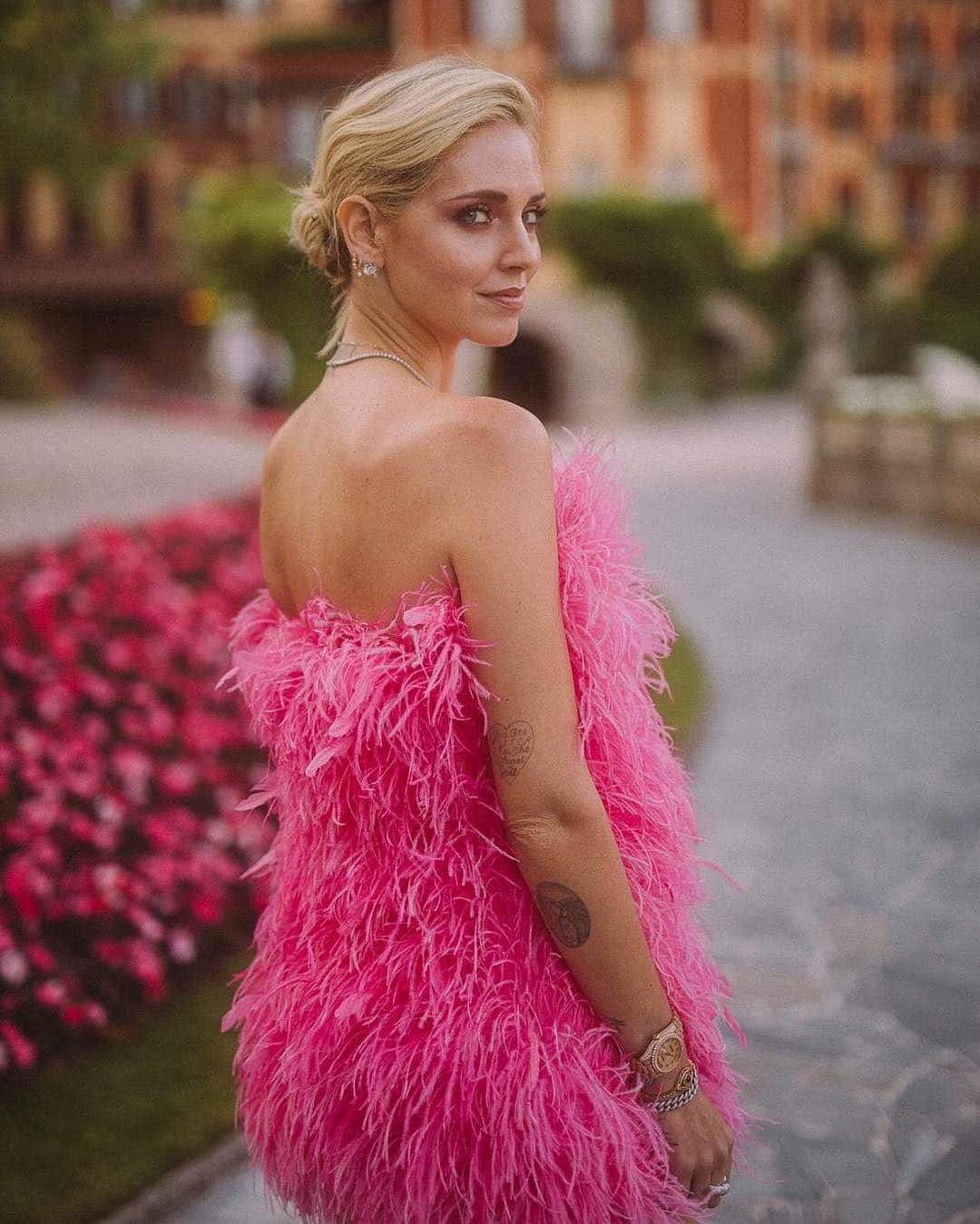 キアラ・フェラーニさんのインスタグラム写真 - (キアラ・フェラーニInstagram)「My #LancomexChiaraFerragni launch at lake Como was such a dream 💘 Thanks to the @lancomeofficial team and to all the influencers that came from all over the world to support me, It meant a lot 🥰 Hope you guys are loving the products of my capsule collection 🤗 #adv」6月6日 18時14分 - chiaraferragni