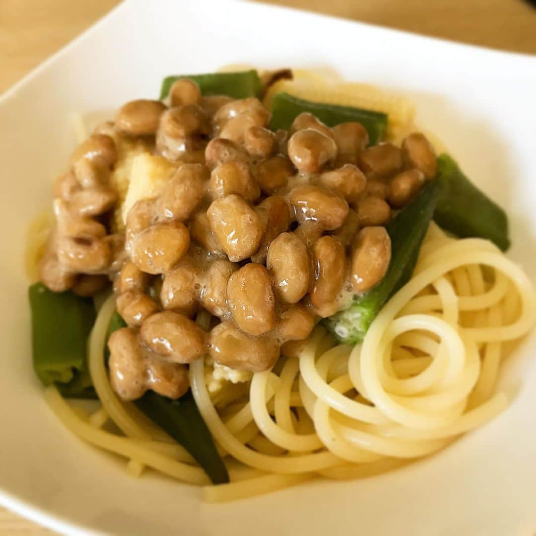 ハピタスさんのインスタグラム写真 - (ハピタスInstagram)「やっぱり最強のコスパ食材と言えば #納豆 ですよね‼️ #ネバネバ は健康にもいいんです🍝 . 【ハピタス公式Instagramフォロワー応援プログラム】第2弾のテーマは「節約レシピ」！ テーマにそって撮影した写真の投稿を募集します！ 投稿いただいた中から厳正な審査の上、ハピタス公式Instagramで選出・リポストし、そのリポストに付いた「いいね！」の数だけハピタスポイントをプレゼント！ . 【プログラム参加方法】 1. ハピタス公式 @hapitas_official をフォロー . 2.『節約レシピ』をテーマに写真又は動画を撮影 . 3. #節約レシピ #ハピタスプログラム2 のハッシュタグを付けて投稿！ . 選出された方にはInstagramのダイレクトメッセージにてご連絡を差し上げますので、1週間以内にご返信ください . ※Instagram利用規約を遵守の上、ご投稿ください ※ご参加いただくには、Instagramアカウントのプライバシー設定を公開にしてご投稿ください ※フォローを外すと審査対象外となります ※投稿いただいた画像及び内容については、表彰有無にかかわらず、ハピタス公式Instagram、Facebook、Twitter又はウェブサイト上で紹介する場合がございます ※投稿いただいた画像を紹介する際、編集を加える場合がございます ※本プログラムは予告なく終了又はテーマ変更する場合がございます ※ハピタス会員以外の方は、本プログラムにご参加いただけませんのでご留意ください . #ハピタス #ポイ活 #ポイントサイト #ポイント活動 #貯金 #家計管理 #ポイ活初心者 #ポイ活デビュー #節約生活 #節約 #コスパ #コスパ最強 #オクラ #パスタ #和風パスタ #🍝」6月6日 18時24分 - hapitas_official