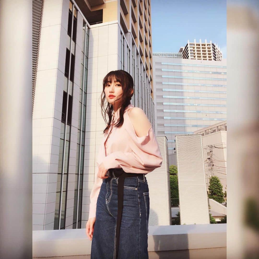 黒田瑞貴さんのインスタグラム写真 - (黒田瑞貴Instagram)「ootd💓  #fashion #instafashion #japanesemodel #japanesegirl #ootd #ootdfashion #widepants #hairstyle #japanese #model」6月6日 18時28分 - kurodamizuki_