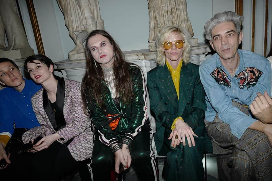 グッチさんのインスタグラム写真 - (グッチInstagram)「At the #GucciCruise20 show, guests including @fabiodinnocenzo, #DamianoDInnocenzo, @liviacarpenzano and Andrea Carpenzano @carpetta1. Discover more through link in bio.  @alessandro_michele #AlessandroMichele #MuseiCapitolini @museiincomuneroma」6月6日 18時48分 - gucci