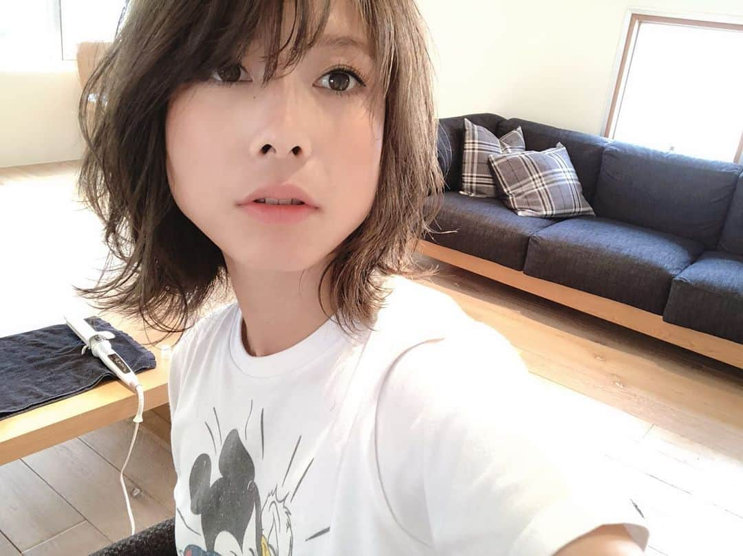 黒澤まさ美さんのインスタグラム写真 - (黒澤まさ美Instagram)「. 昨日の#撮影 #ヘアメイク カラーしたて、長さも伸びてきていい感じです🍀 . #shooting #hairmake #hairstyle  #makeup  #selfie #絶賛伸ばし中」6月6日 19時02分 - masami_kurosawa