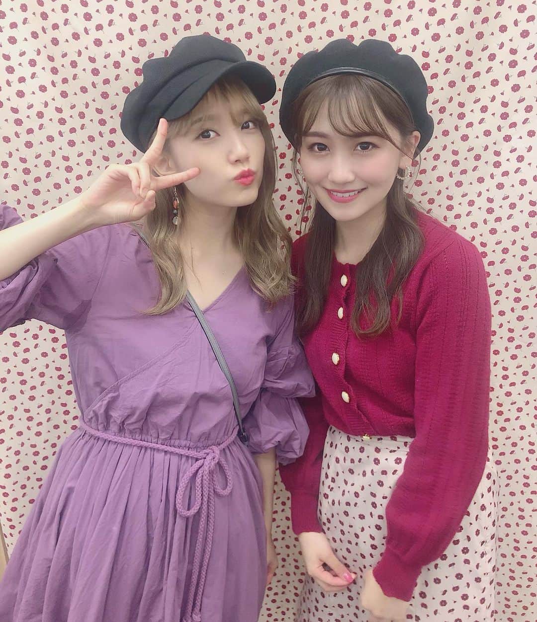 加藤玲奈のインスタグラム：「昨日はこじまこ @makochan_2525 がプロデュースしているブランド @haluhiroine の展示会に行きました💓お洋服全部可愛かった😚 私はワンピースとTシャツを頼みました⭐️ 届くのが楽しみ🥰ワクワク」