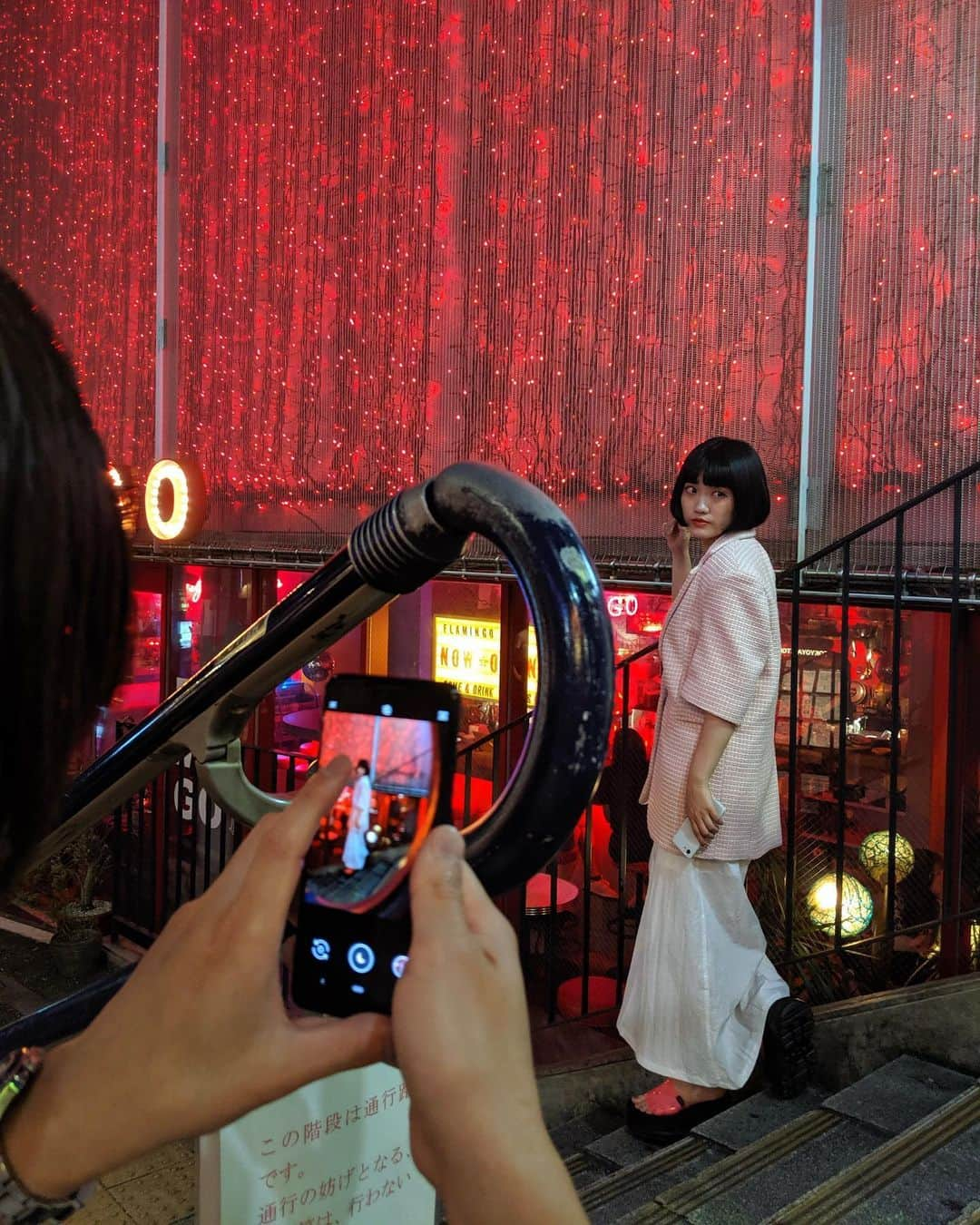 Fashionsnap.comさんのインスタグラム写真 - (Fashionsnap.comInstagram)「【#TOKYONIGHTSNAP IN SHIBUYA】 ネオンで彩られる夜の東京を舞台に、Googleのスマートフォン「Google Pixel」でナイトスナップを敢行📸今週は渋谷編をお届け！  1人目 中川友里 Occupation キャスティング、PR、DJ Outerwear #ACUODbyCHANU Pants #UNIQLO Shoes #adidasbyRickOwens Scarf #GENKOTSUCREATE  2人目 高井香子 Occupation 韓国トレンドライター Jacket #RASPBERRYPIE T-Shirt #Hanes Shoes #k3 Necklace: #RASPBERRYPIE  3人目 Nicola Formichetti Occupation Fashion director / designer Outerwear #vintage Tank top #UNIQLOandALEXANDERWANG Pants #UNIQLO Shoes #footthecoacher  #Pixelで撮影 #夜景モード #pr」6月6日 19時28分 - fashionsnapcom