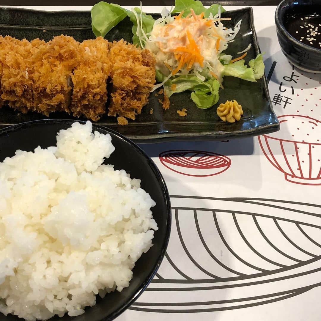 てっぺいさんのインスタグラム写真 - (てっぺいInstagram)「日本到着！ 3週間ぶり！ 日本食食べれるー！！」6月6日 19時49分 - nice_teppee