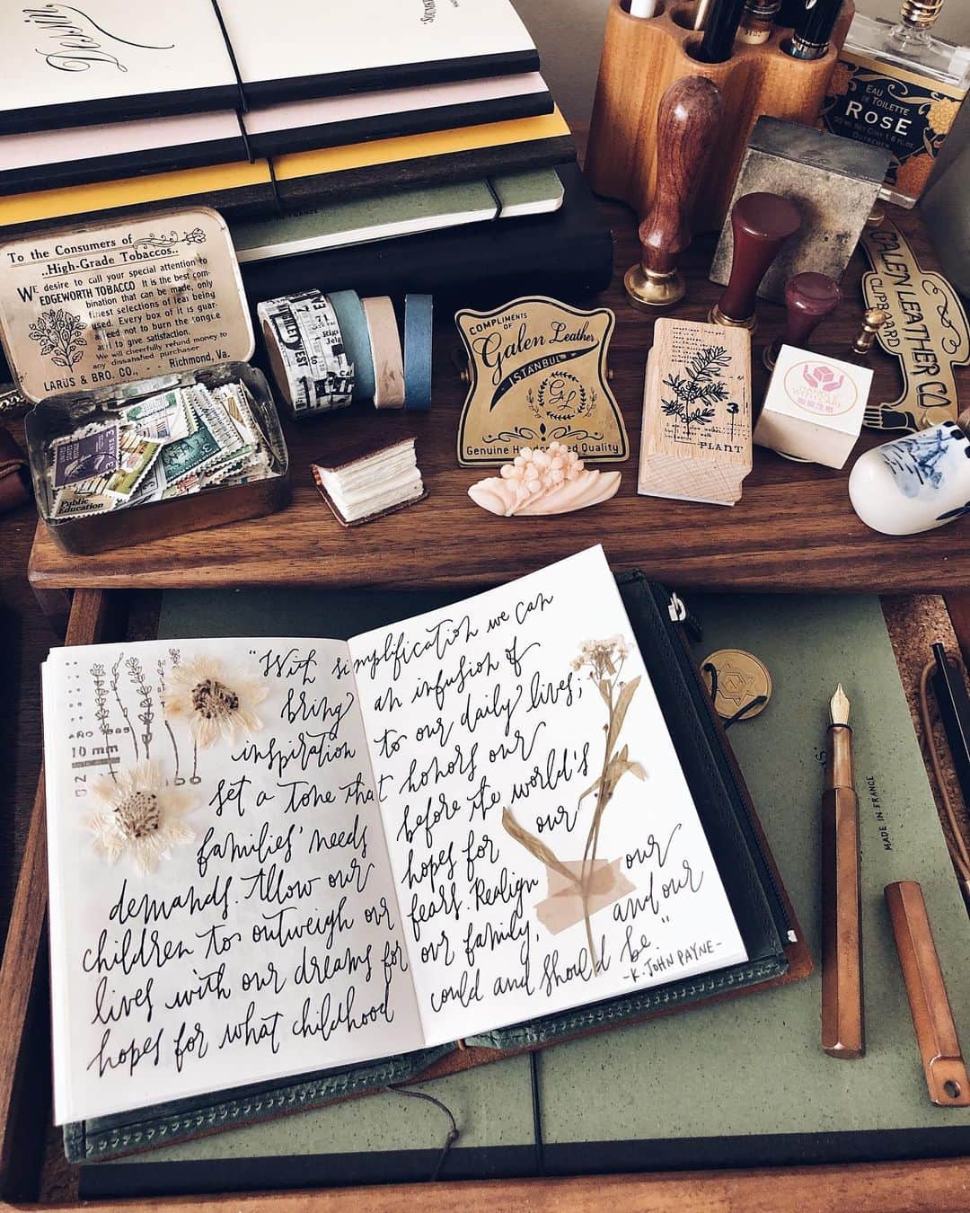 Catharine Mi-Sookさんのインスタグラム写真 - (Catharine Mi-SookInstagram)「“With simplification we can bring an infusion of inspiration to our daily lives; set a tone that honors our families' needs before the world's demands. Allow our hopes for our children to outweigh our fears. Realign our lives with our dreams for our family, and our hopes for what childhood could and should be.” -Kim John Payne . . . The simple life has been something I’ve come to value more and more as the journey unfolds. Sometimes it’s really challenging to make changes to align with that amidst a busy modern world. But even just the smallest steps can make such a big impact. Some of you may have seen my stories yesterday on this topic. I decided to delete my Facebook among other social media apps that I’m hardly on as well as apps that take up unnecessary time and energy. It hasn’t even been a full 24 hours yet since making the jump, but I already feel so freed up in my time and reserves. And the best part from this is that now I can focus more towards the parts of life that I value most, such as family, creativity and just living life. What small changes have helped you all make more room for the things that fulfill your heart? . . . TN Passport @nomadostore. Portable @ystudiostyle copper brassing pen @koheziamsterdam. Wooden Sketchbox, Brass Clip & Toolcomb Pen Holder @galen_leather. Notebooks with handtype @soumkine. . . . #simplifyyourlife #journaling #ystudio #fountainpens #galenleather #loveforanalogue #midoripassport #トラベラーズノート #nomadostore #midoritravelersnotebook #journallove #creativejournaling #petalsandprops #penmanship #soumkine #stationery #stationerylove #dailyjournal #creativejournal #flatlaystyle #rubberstamps #desksetup #thedailywriting #plannergoodies #travelerscompany #aquietstyle」6月7日 1時26分 - catharinemisook