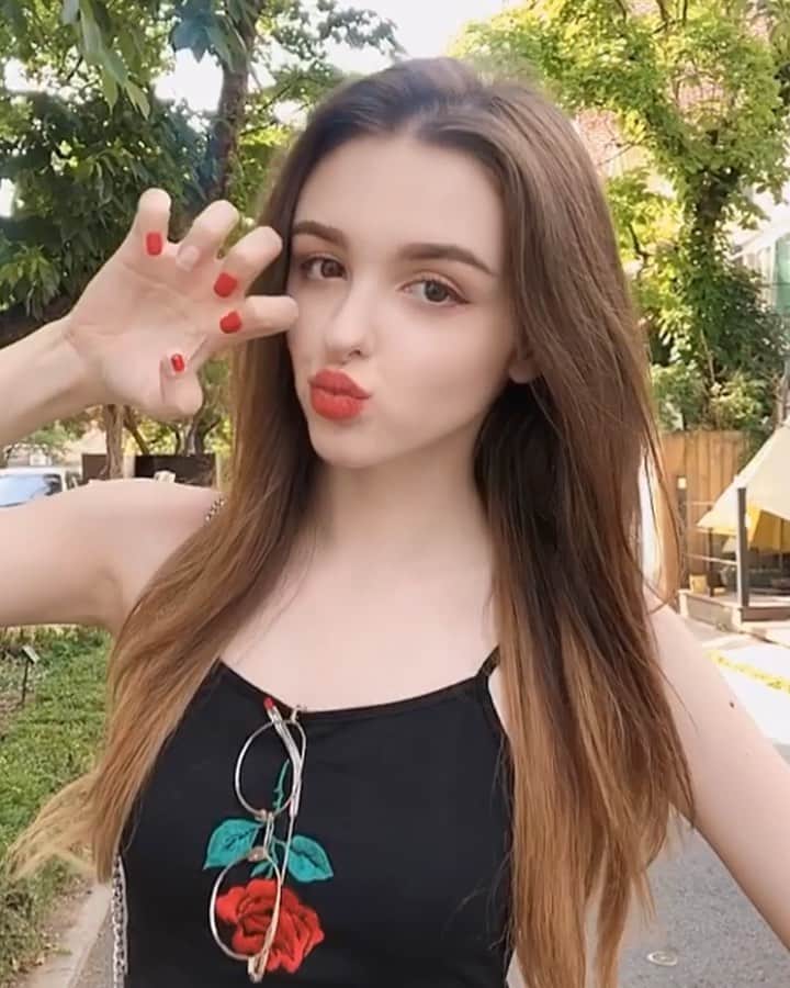 Elina 엘리나 (エリナ) のインスタグラム