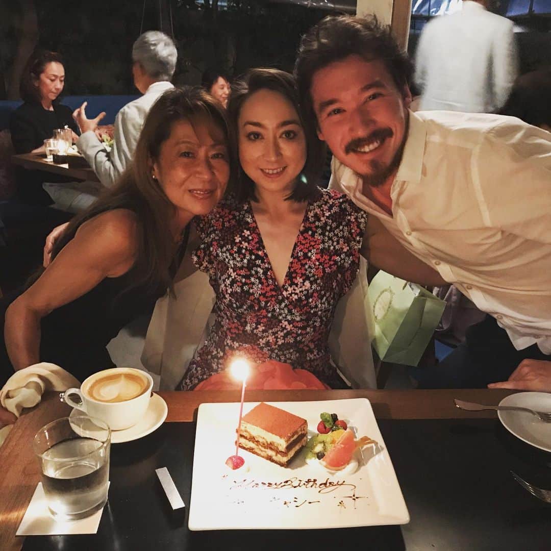 キャシー・リードのグルメインスタ