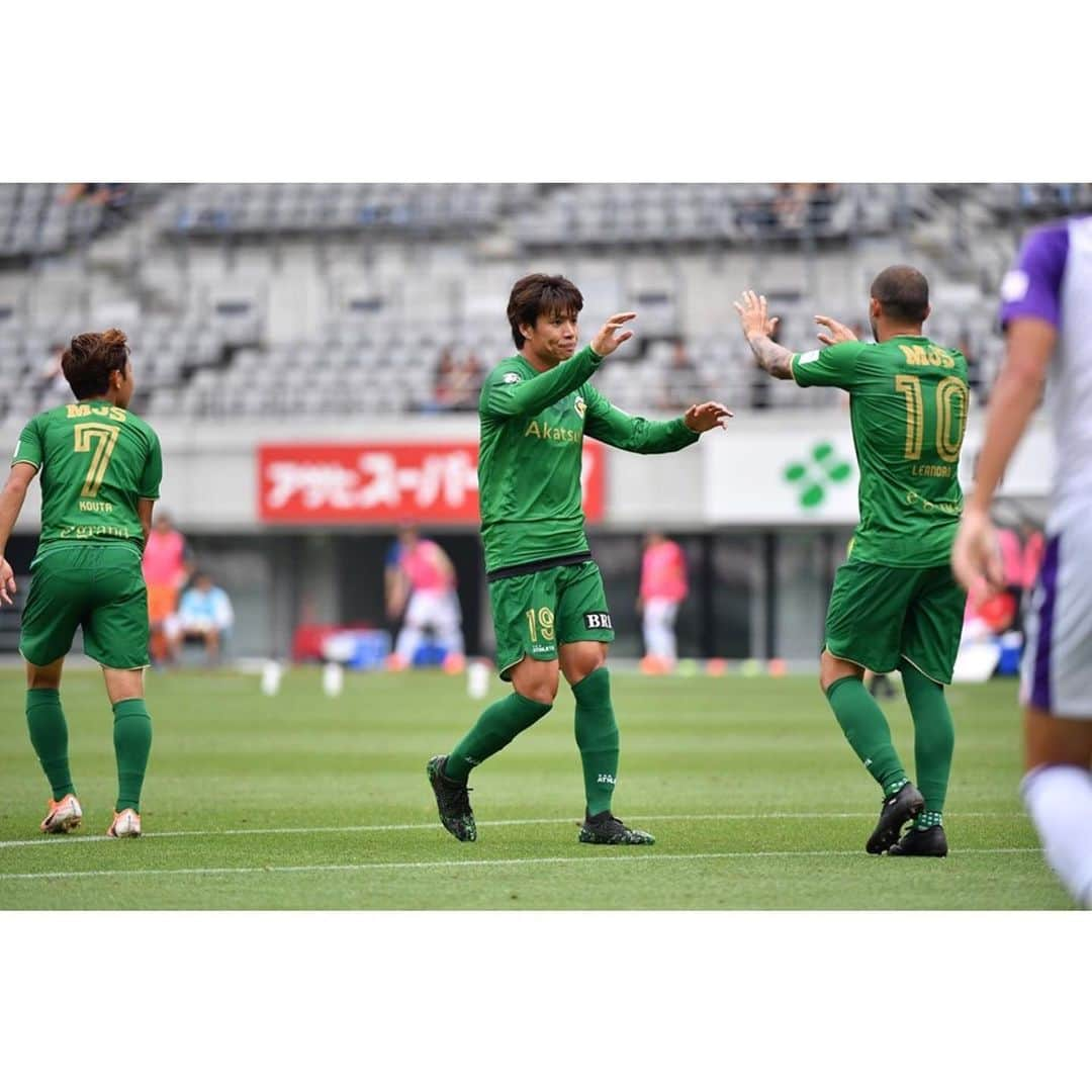 小池純輝さんのインスタグラム写真 - (小池純輝Instagram)「. 今季5ゴール目⚽️ #jleague #jリーグ #j2 #東京ヴェルディ #tokyoverdy #verdy #verdyfamily #soccer #football⚽ #football #サッカー #フットボール #小池純輝 #19 #⚽️ #goal」6月6日 20時54分 - junki_koike