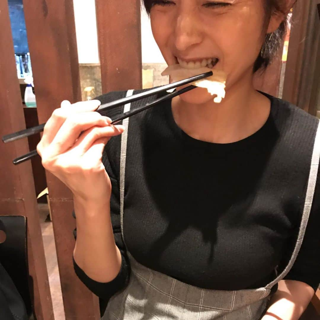 青山倫子さんのインスタグラム写真 - (青山倫子Instagram)「わぁお！ こんな可愛いサラダに遭遇！ たい焼きみたいに どこから食べようかと悩んじゃった。 ワクワクするサラダだったな。 目でも楽しい食事って最高だね✨ #青山倫子 #可愛い #サラダ #どこから食べていいか悩んじゃう #目でも楽しいね #じゃんけんで勝ってもらったよ」6月6日 21時08分 - noriko_aoyama1229