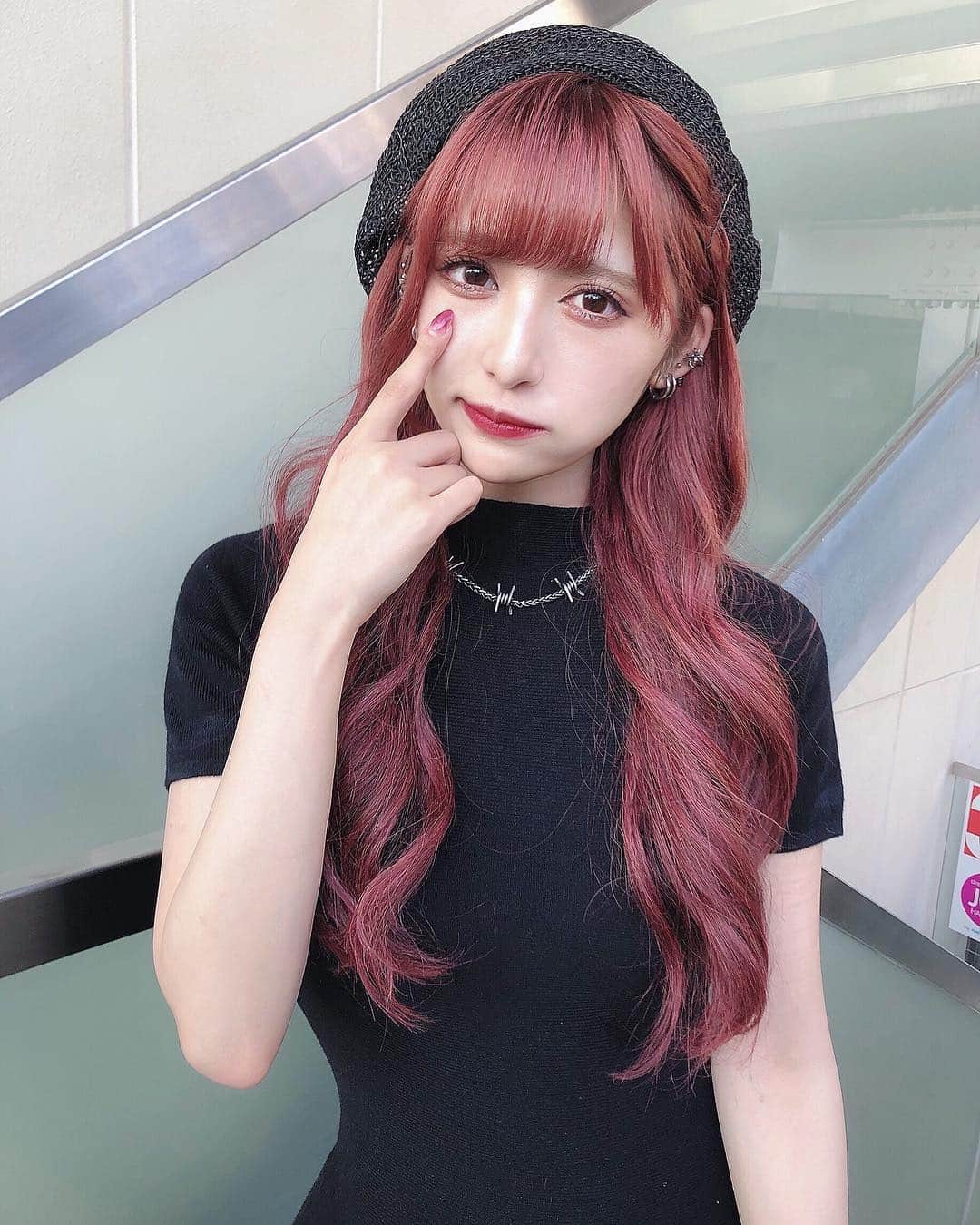 一ノ瀬りとのインスタグラム：「構ってくれないなら知らないもんね〜」