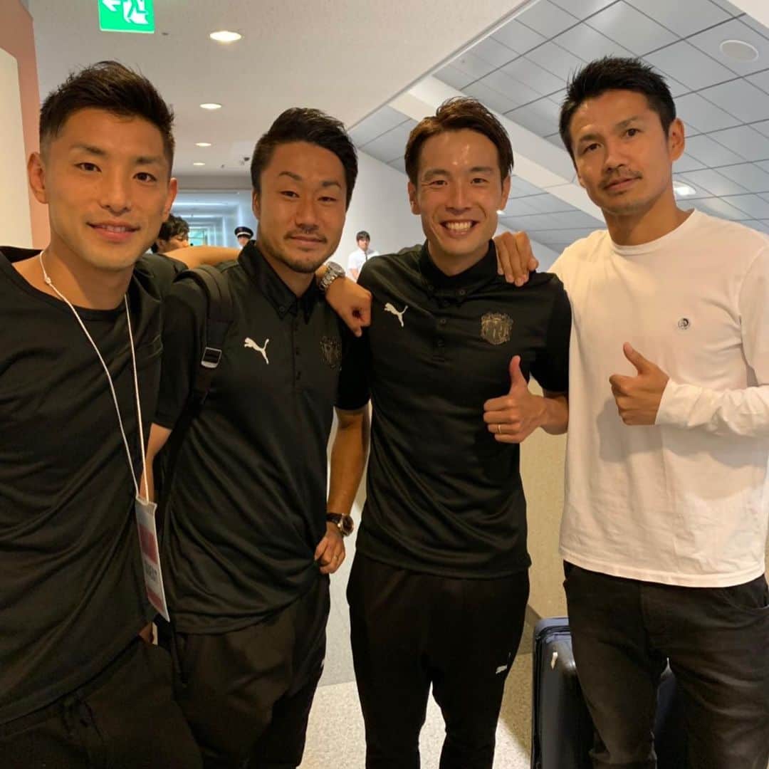 池田圭さんのインスタグラム写真 - (池田圭Instagram)「たくさんの人と会えて刺激を貰えました。日本はいい国ですね。 サッカーは良いスポーツですね。  #心に残った言葉 #爆発的なパワー #川口徹」6月6日 21時30分 - ikedakei1020
