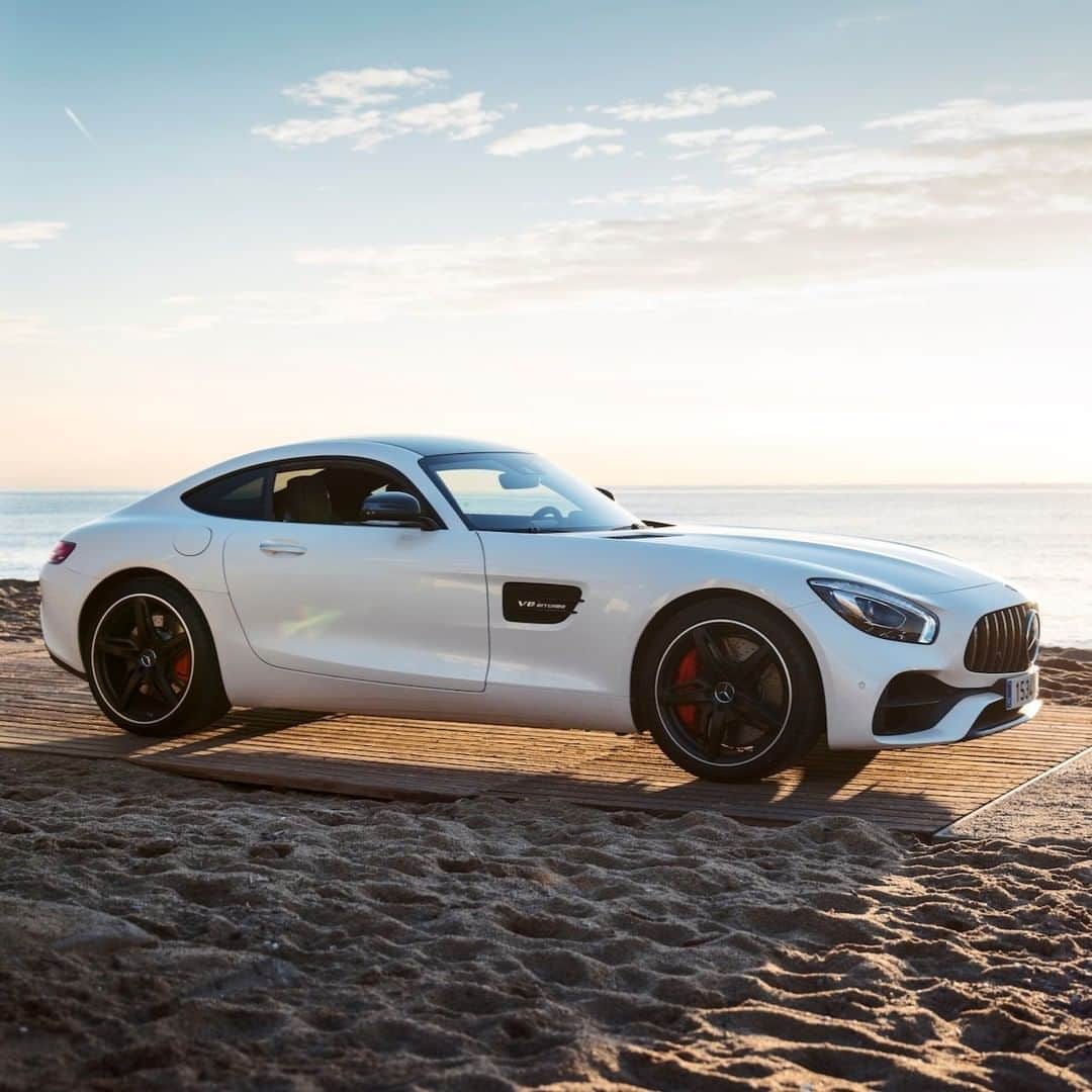 Mercedes AMGさんのインスタグラム写真 - (Mercedes AMGInstagram)「[Fuel consumption combined: 11.5 l/100km | CO2 emissions combined: 262 g/km]  Photo shoots at the Balearic Sea are even more special with the Mercedes-AMG GT S in front of the camera.  Photo: @razkrog for #MBsocialcar  #MercedesAMG #DrivingPerformance #AMGGTFAMILY」6月6日 22時00分 - mercedesamg
