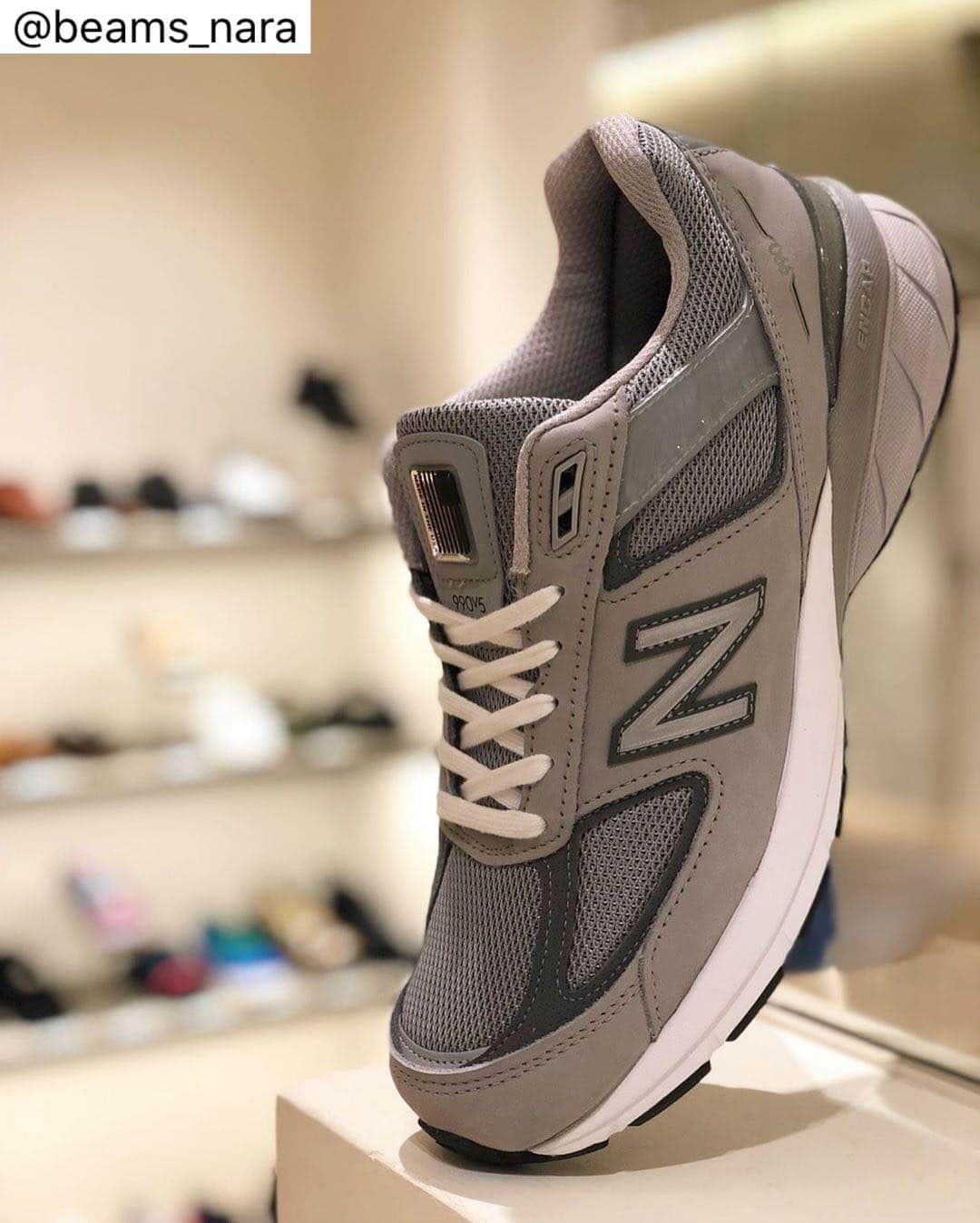 narafamily | ならファミリーさんのインスタグラム写真 - (narafamily | ならファミリーInstagram)「BEAMS（1F）ならファミリー店 . 【new arrival📢✨】 《NEW BALANCE》 "990v5"BEAMS PLUS Exclusive Model  6.1(Sat)Relese!  #newbalance #990v5  #beams#ビームス #beamsplus#ビームスプラス #raybeams#レイビームス #beamsboy#ビームスボーイ #beamst#ビームスティー #beams_nara#ビームス奈良 #大和西大寺#ならファミリー #ならファグラム #日本#japan#奈良#nara #奈良公園#鹿#大仏 #19ss#newarrivals 只今、BEAMSオンラインサイトより店舗にて試着予約を承れます。 @beams_naraトップ画面からサイトに移動出来ます◎ サイズに不安のあるお客様は是非ご活用ください。」6月6日 22時17分 - narafa.jp