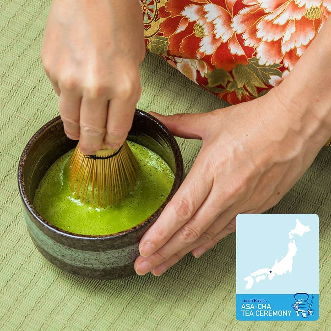 All Nippon Airwaysさんのインスタグラム写真 - (All Nippon AirwaysInstagram)「Skip your morning coffee and try some #tea instead at an asa-cha tea ceremony, held in the early mornings to beat the summer heat. 🍵」6月6日 22時33分 - allnipponairways