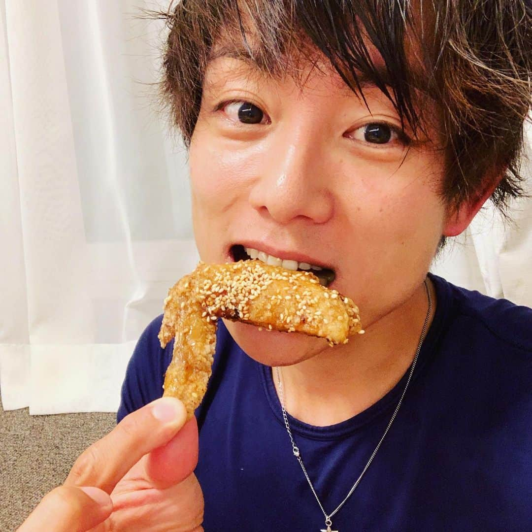 杉浦太陽さんのインスタグラム写真 - (杉浦太陽Instagram)「名古屋から帰ったら、 手作り名古屋飯があったw 激ウマ！  #手羽先 #ノンの名古屋飯 #うまっ！！！！！！」6月6日 22時37分 - sugiurataiyou_official