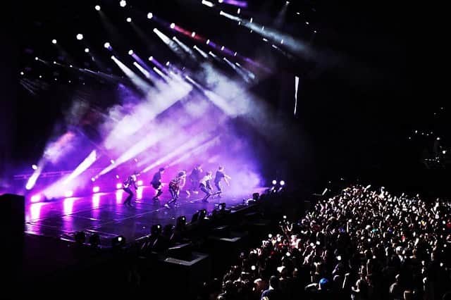 Monsta Xさんのインスタグラム写真 - (Monsta XInstagram)「We didn't think it was possible for fans to cheer that loud. Thank you Sydney! #WeAreHereTour #MONSTAX #MONSTAGRAM #몬스타그램」6月6日 22時57分 - official_monsta_x