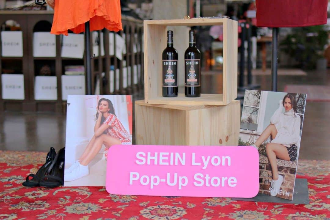 SHEINさんのインスタグラム写真 - (SHEINInstagram)「💗LYON💗 !!! Let's enter and try our new summer collection. We're here for 4 working days only.#SHEINlovesLYON #MeetSHEIN 📍 Address: SOFFFA Guillotière, 27 rue Cavenne, 69007 Lyon ⏳Opening hours: June 4th and 8th from 11am to 7pm」6月7日 9時12分 - sheinofficial