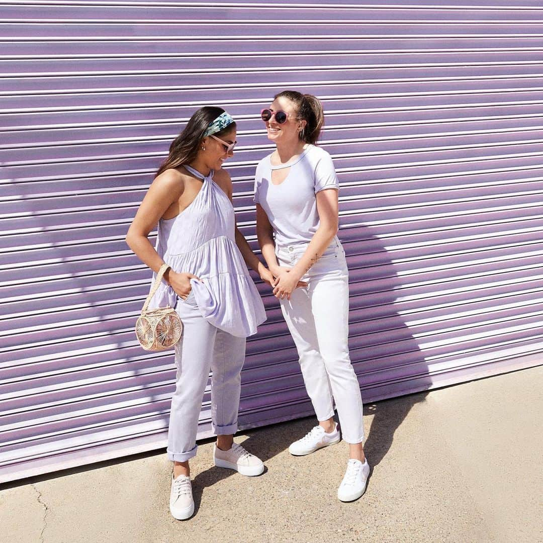 Anthropologieさんのインスタグラム写真 - (AnthropologieInstagram)「Love, but make it lilac 💜 All clothing now 20% off! 🛍 Photo of @tesitorra and @nicoleariel_fitueroa (link in profile to shop)」6月7日 10時05分 - anthropologie