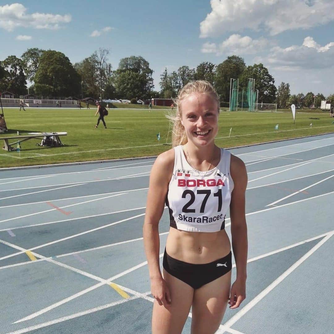 Astrid GLENNER-FRANDSENさんのインスタグラム写真 - (Astrid GLENNER-FRANDSENInstagram)「Fuldstændig uvirkeligt. 11.39 og dansk rekord på 100m 😭😭😭😭😭😭」6月7日 1時27分 - astridglenner