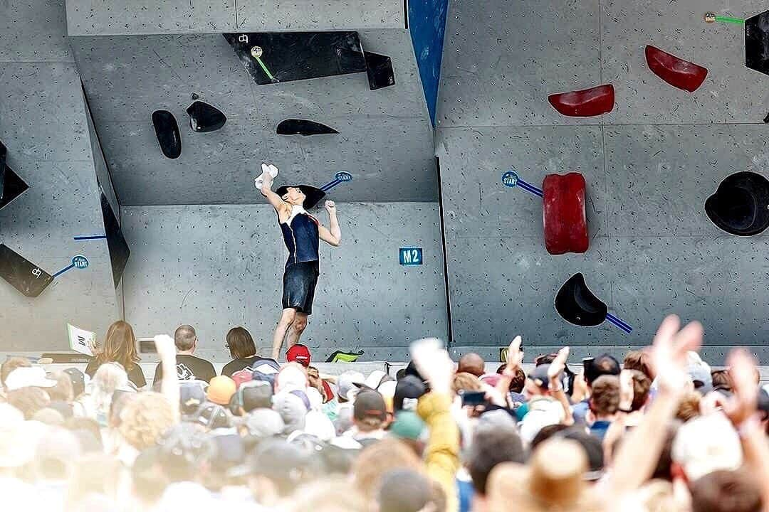 チョン・ジョンウォンさんのインスタグラム写真 - (チョン・ジョンウォンInstagram)「🔜 Vail 🇺🇸 I can’t wait to climb in front of amazing crowd 💫 📸 @wilhelmheiko 🙏 @adidas @adidasterrex  #adidas #adidasterrex #ifscwc」6月7日 1時48分 - chonjongwon96