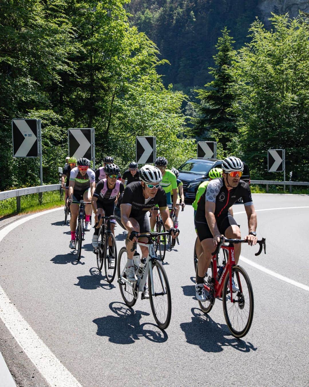 ファビアン・カンチェラーラさんのインスタグラム写真 - (ファビアン・カンチェラーラInstagram)「Great weather, epic scenery and good company - that was our Recon Ride of a part of the route for @chasingcancellara #ZurichZermatt. ☀️🚵🏼‍♂️ Looking forward to the 19th September! 🤩  #teamcancellara #spartacus #chasingcancellara #cycling #cyclist #cyclingpassion #cyclinglife #cyclingphotos #cyclingporn #roadbike #roadcycling #instacycling」6月7日 2時05分 - fabian_cancellara