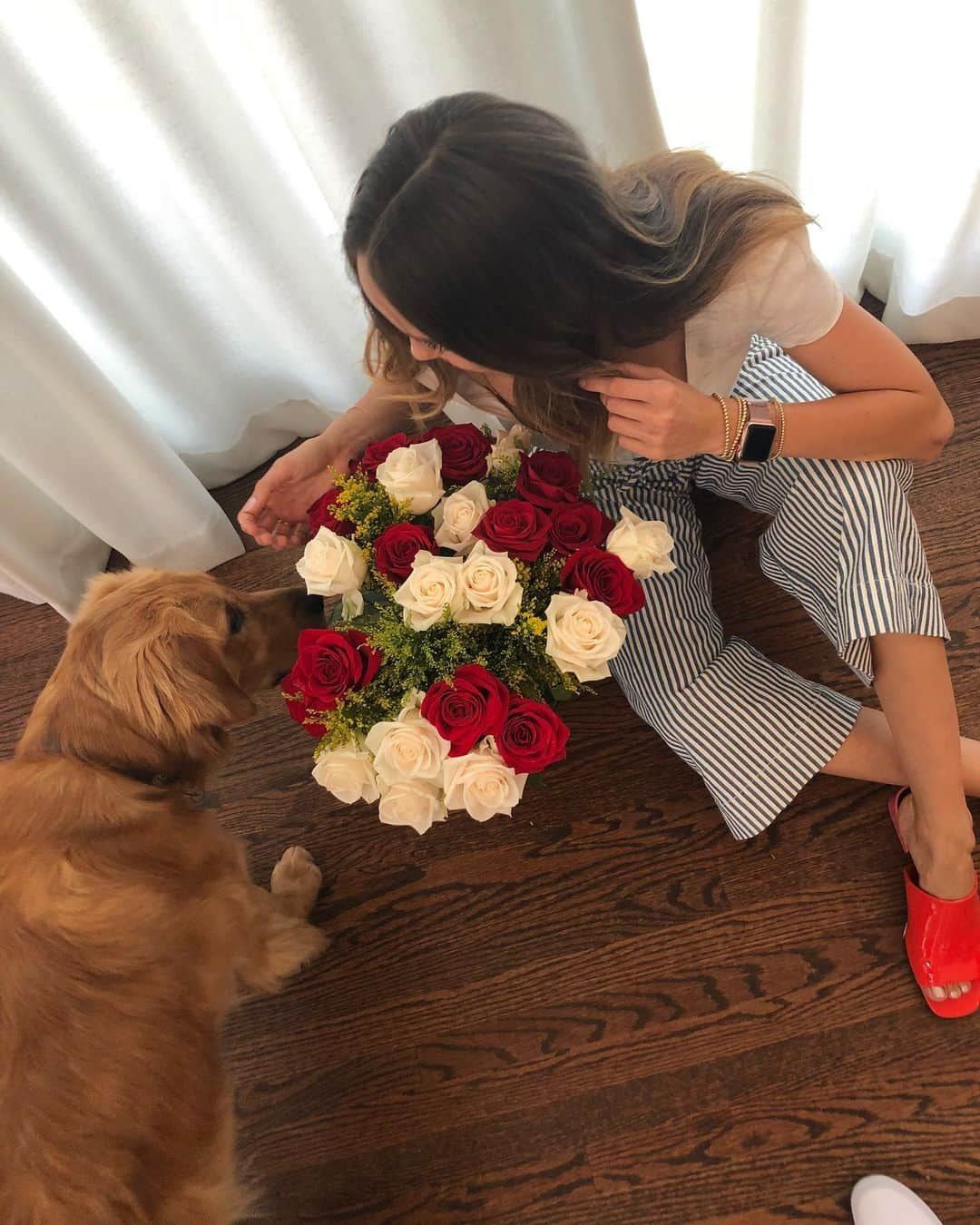 デビー・ライアンさんのインスタグラム写真 - (デビー・ライアンInstagram)「hey happy Thursday, I got you guys these flowers」6月7日 2時15分 - debbyryan