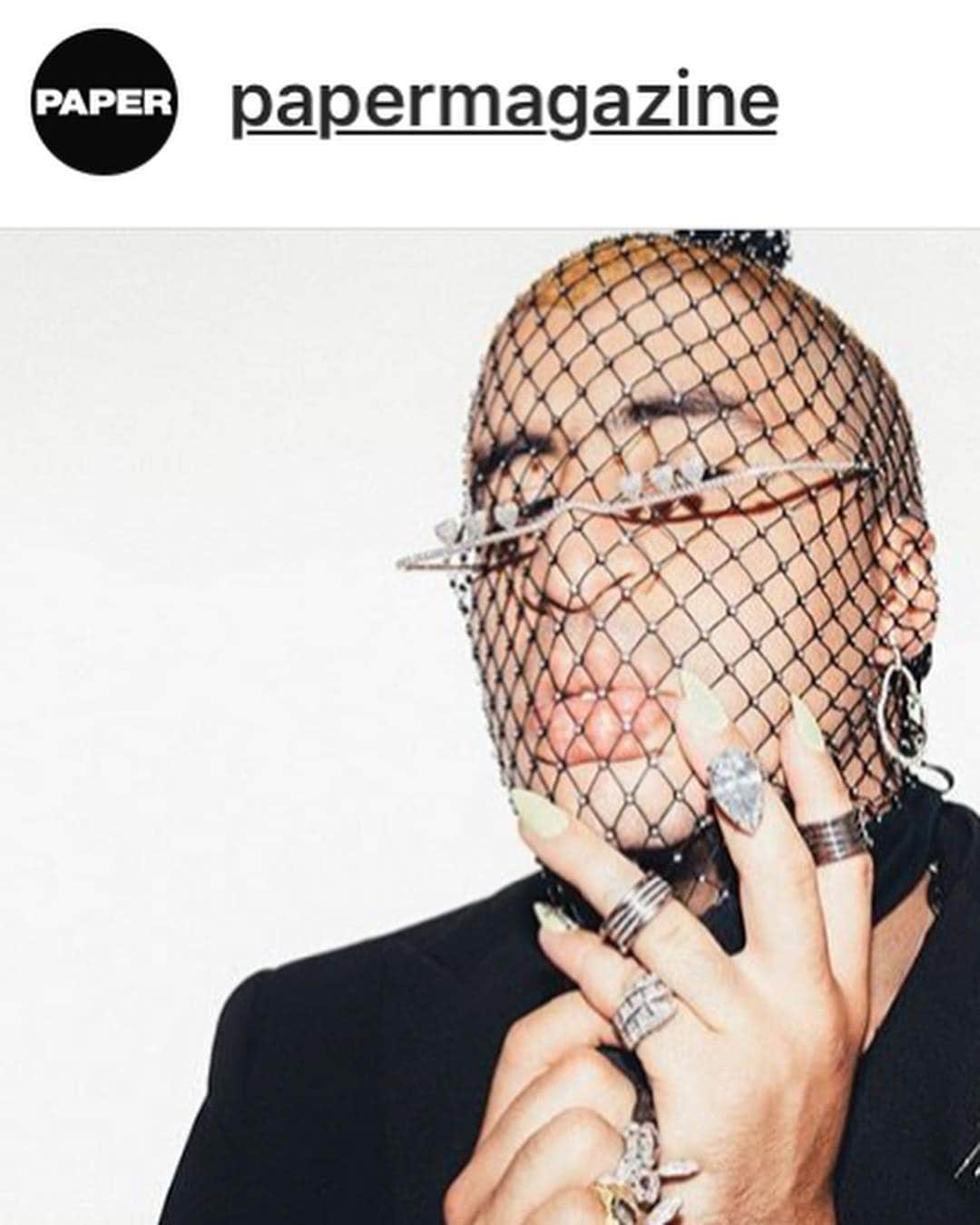のインスタグラム：「😜 #Repost @papermagazine featuring #piersatkinson diamanté net balaclava ・・・ @badbunnypr just hits different. The Puerto Rican star is shaking up the sound and look of Latin trap music. #linkinbio  Photographer: @robertjohnkley Interview: @jhonijackson  Groomer: @brisi_rubio Stylist: @starburleigh Location: @sonstudios @piersatkinson via @theresidencyexperience」