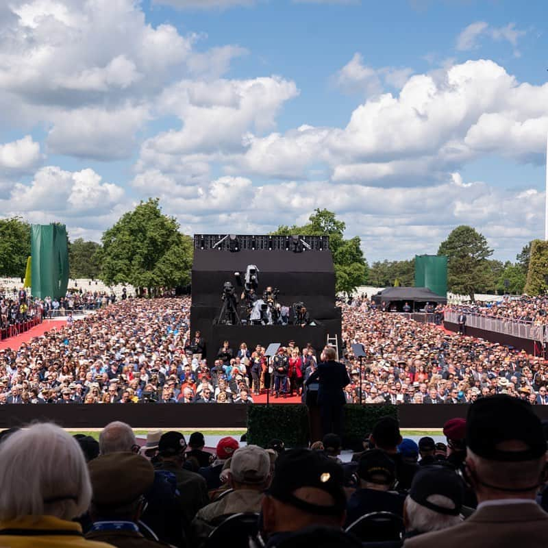 ドナルド・トランプさんのインスタグラム写真 - (ドナルド・トランプInstagram)「‪Today, we remember those who fell, and we honor all who fought, here in Normandy. They won back this ground for civilization. To more than 170 Veterans of the Second World War who join us today: You are among the very greatest Americans who will ever live! #DDay75thAnniversary ‬」6月7日 2時36分 - realdonaldtrump