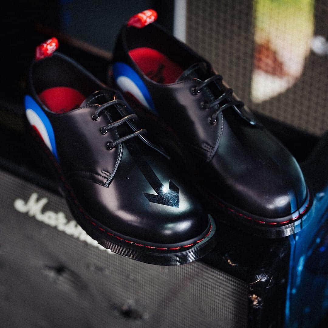 ドクターマーチンさんのインスタグラム写真 - (ドクターマーチンInstagram)「DR. MARTENS X THE WHO: The Who’s emblem, the tri-colour target, is one of the most iconic graphics in rock music history. So we’ve not held back on it in the collection. Seen here on our 1461 style, and throughout the collection. Check it out via the link in our bio.」6月7日 2時57分 - drmartensofficial