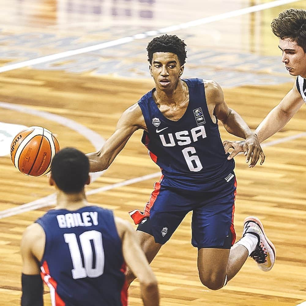 USA Basketballさんのインスタグラム写真 - (USA BasketballInstagram)「↔️ The USA Men’s U16 National Team ROLLED through teams in the #FIBAU16Americas preliminary round in Brazil 👍」6月7日 3時37分 - usabasketball