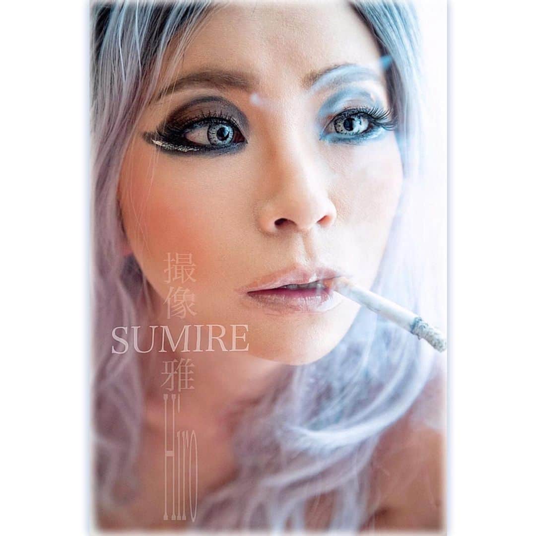 松すみれさんのインスタグラム写真 - (松すみれInstagram)「. . 『煙草の煙って青いだろ、でも吐く時は白い、俺はそのブルーを取り除いているのさ』 . 放送映画学科･卒業制作、短編映画より。 . 何故かこの台詞だけおぼえてる。 何となくだけど。 . Photo by @masahiro207_photo  June 1st,2019 . #札幌 #フリーランス #モデル  #lovers_nippon_portrait  #portraitphotography #portrait #被写体 #煙草 #写真で伝えたい私の世界 #卒業制作 #短編映画 #台詞 #portraitpage #world_portraits #ポートレート#portrait_shots #excellent_portraits #photography #smokingfetish #girlswhosmoke #artistic #japanesegirl #smoking #womansmoking #smokingwoman #smokinggirl #girlswhosmoke #artofsmoking #smokingbeauty #喫煙女子」6月7日 10時45分 - omatsudayo