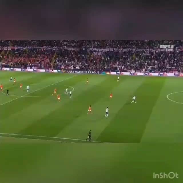 カルロス・テベスのインスタグラム：「2-1 🇳🇱🇳🇱」