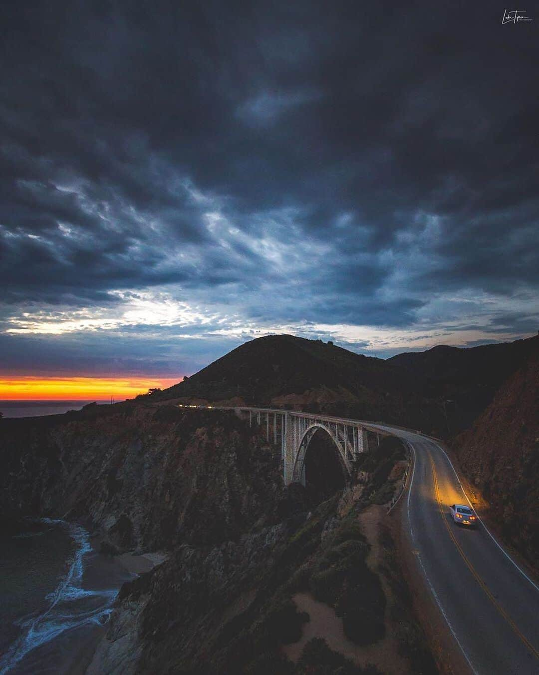 BEAUTIFUL DESTINATIONSさんのインスタグラム写真 - (BEAUTIFUL DESTINATIONSInstagram)「A coastal cruise down the iconic highway 1 🚘(📷: @luketyreephotography 📍: #BigSur, California)」6月7日 7時07分 - beautifuldestinations