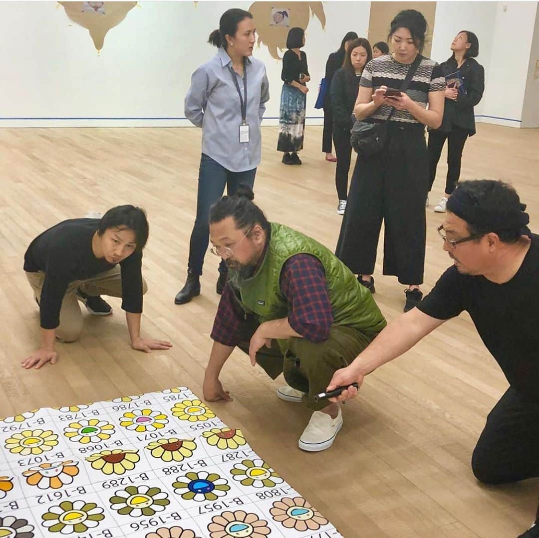 村上隆さんのインスタグラム写真 - (村上隆Instagram)「Scenery on display. MURAKAMI VS MURAKAMI @taikwuncontemporary  @tobiasmberger  @mosomota 📷 @chiaki_kasahara_」6月7日 7時25分 - takashipom